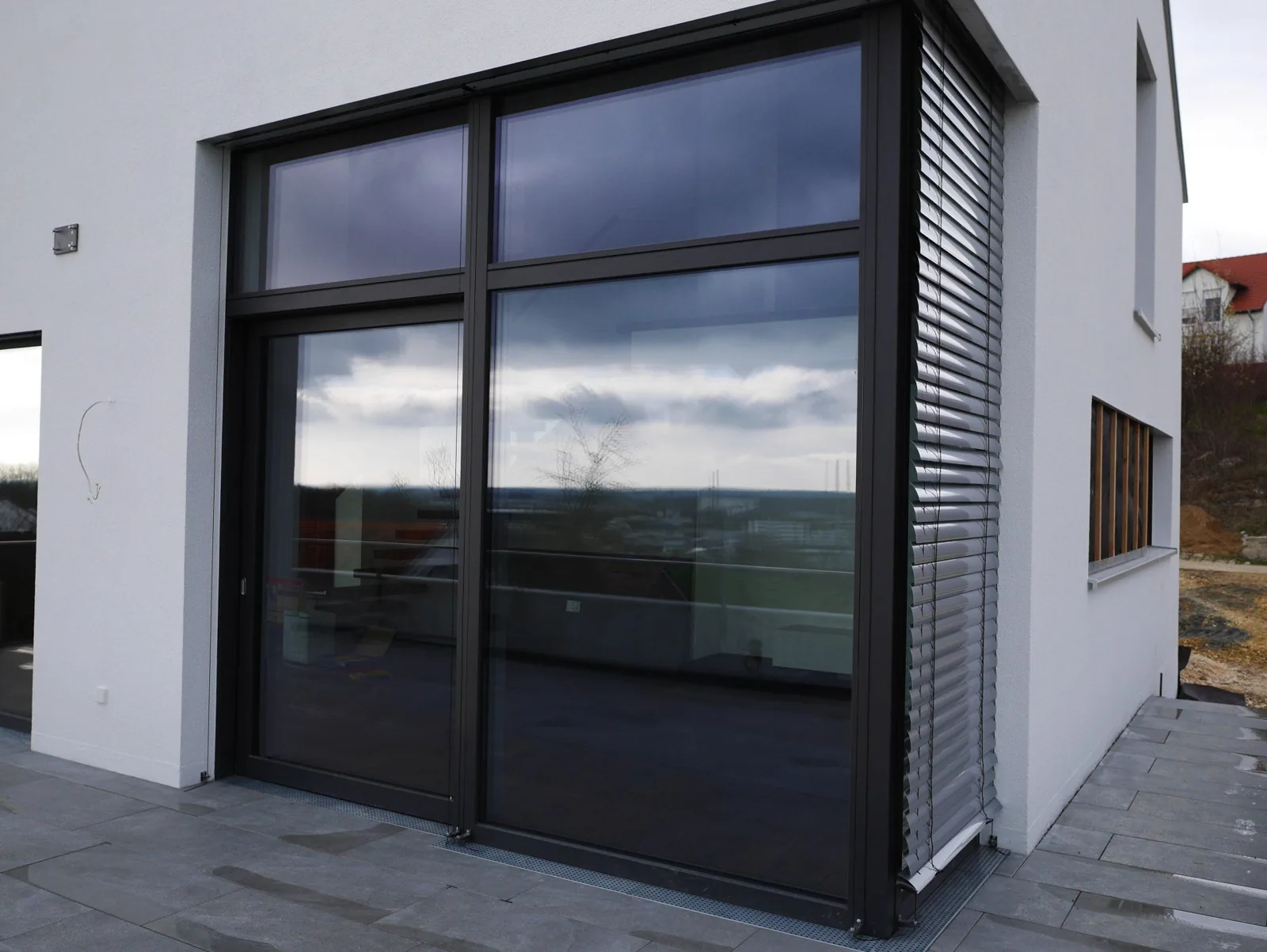 Referenz: Fensteranlage in Holz von Gerber